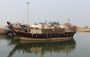 توقیف کردن شناور حامل کالای قاچاق در ماهشهر