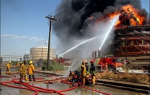 حادثه آتش سوزی در پتروشیمی شهید تندگویان ماهشهر