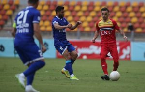 باشگاه فولاد از سرمربی تیم استقلال شکایت می‌کند