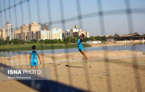 حضور نماینده خوزستان در مسابقات والیبال ساحلی کارگری کشور
