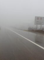 جاده های خوزستان مه‌آلود است رانندگان با سرعت مطمئنه حرکت کنند