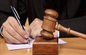 ۱۵ ماه حبس و ۷۴ شلاق برای ضارب پزشک در دزفول