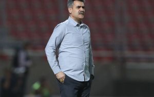 سید سیروس پور موسوی سرمربی تیم صنعت نفت آبادان استعفا داد