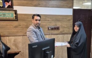 تقدیر از تلاش های خانم رحیمه خضیراوی؛ جهادگر سازمان بسيج حقوقدانان خوزستان