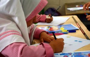 برق رسانی به مدارس فاقد برق در سریع ترین زمان ممکن انجام می شود